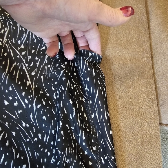 Marilka Control Waist Calf Length Pull On Leggings Size XL - Picture 4 of 10